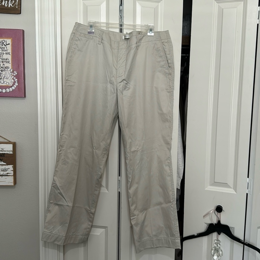Liz Claiborne New York “Jackie” light pant size 16